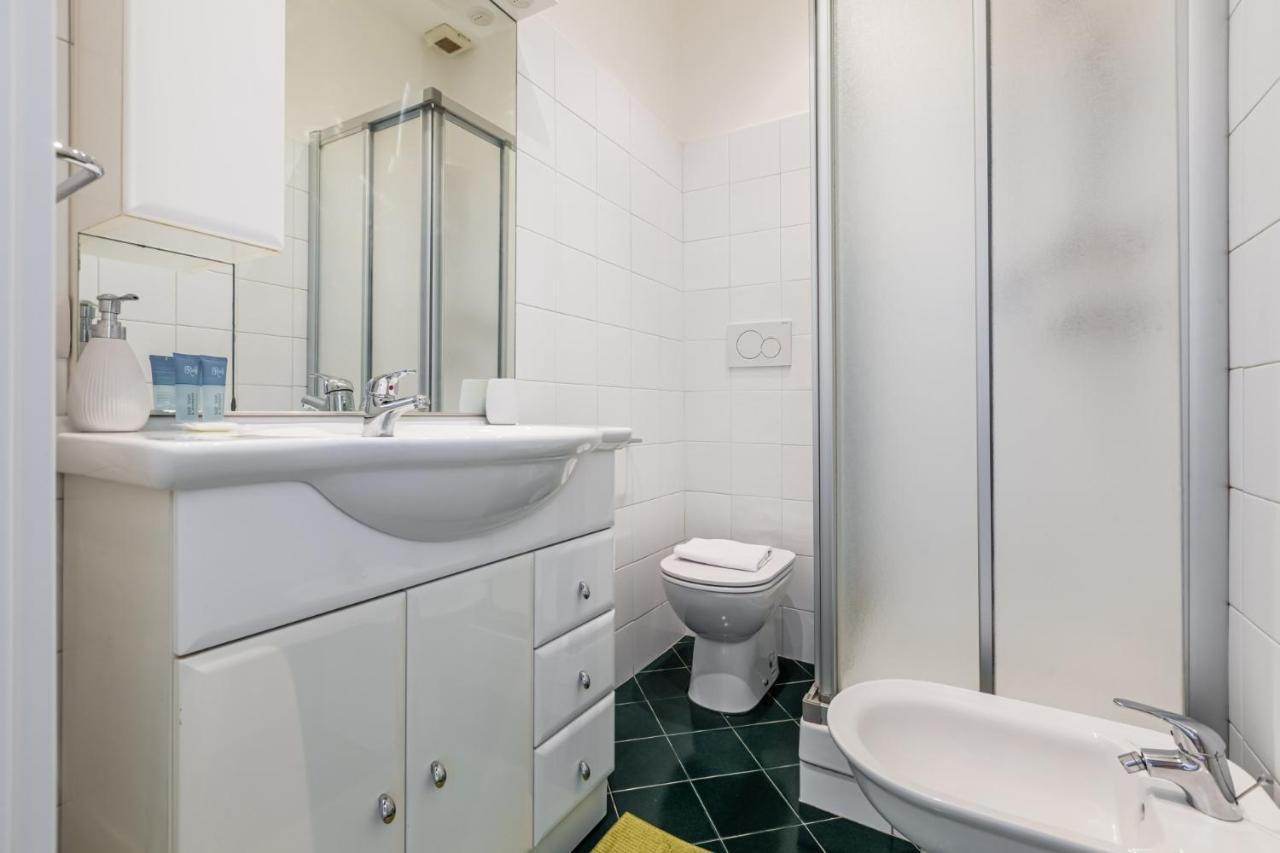 Easylife - Oasi Urbana In Zona Bocconi Apartment Milan Bagian luar foto